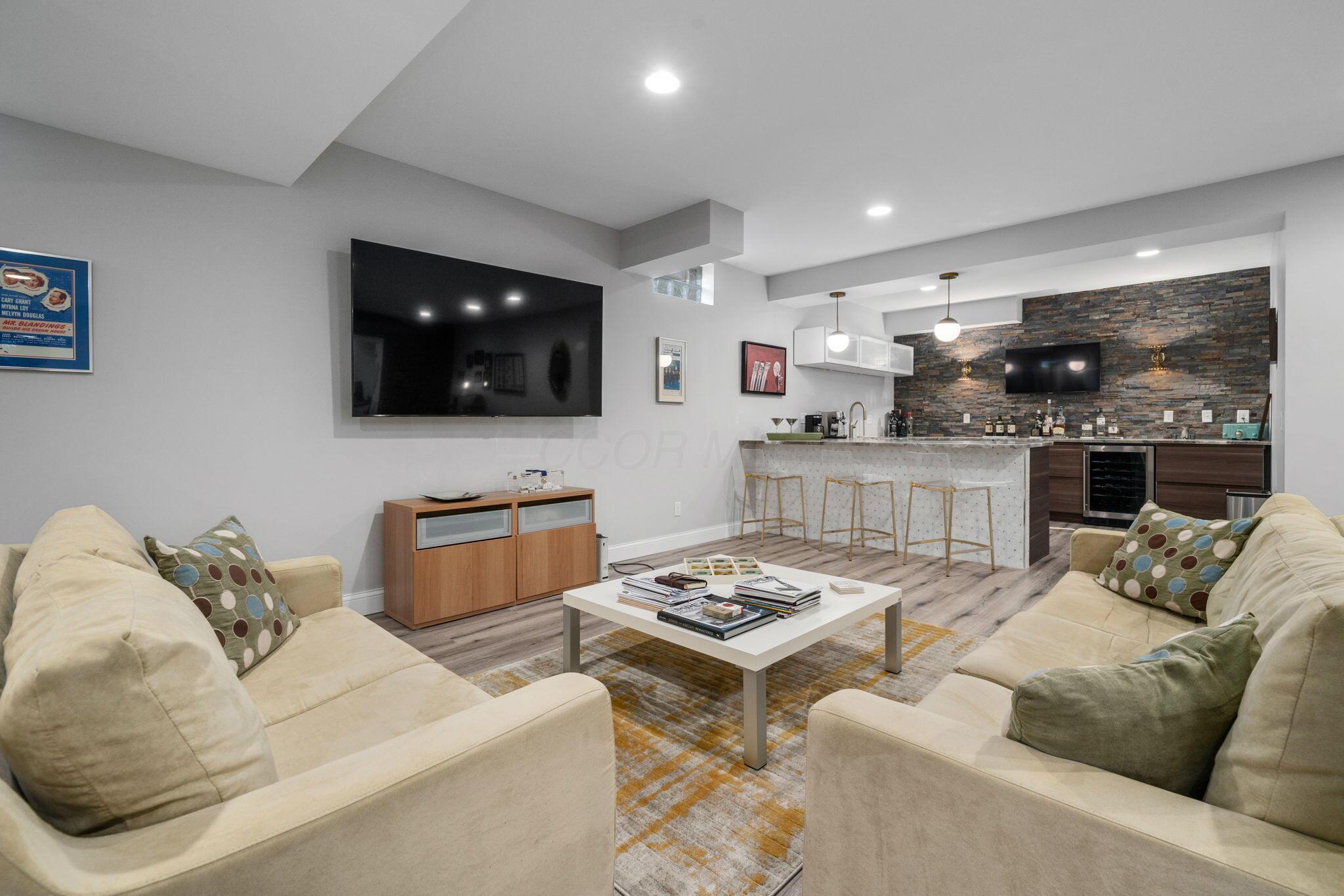 2596 Clemton Park E