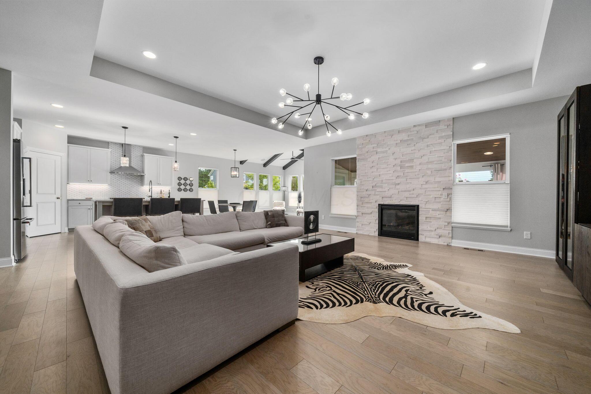 2596 Clemton Park E
