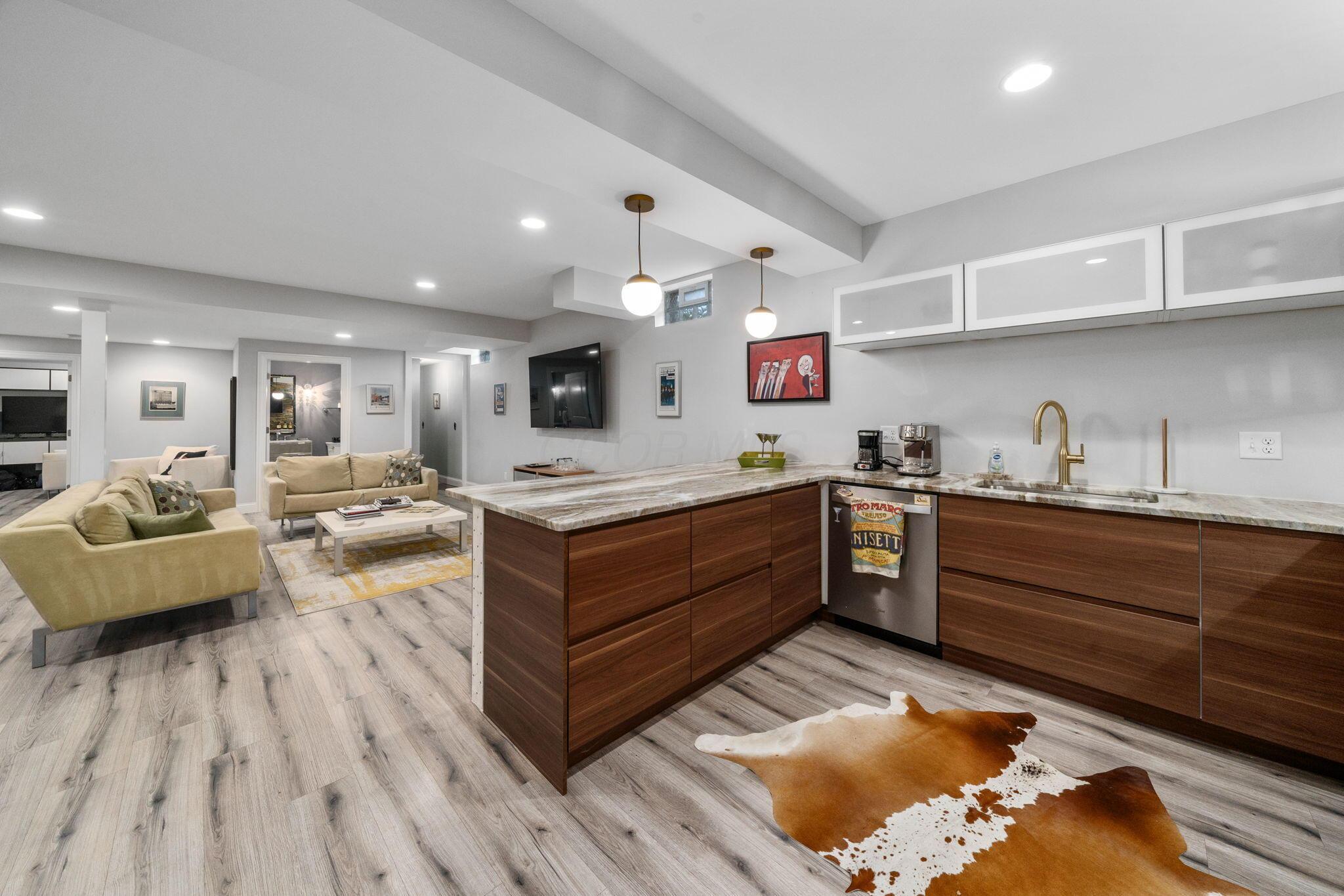 2596 Clemton Park E