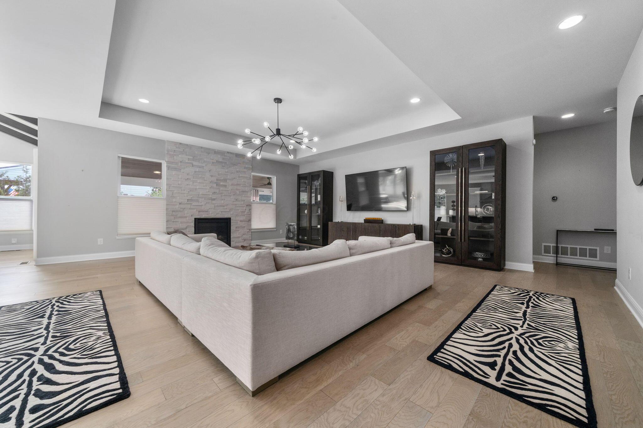 2596 Clemton Park E