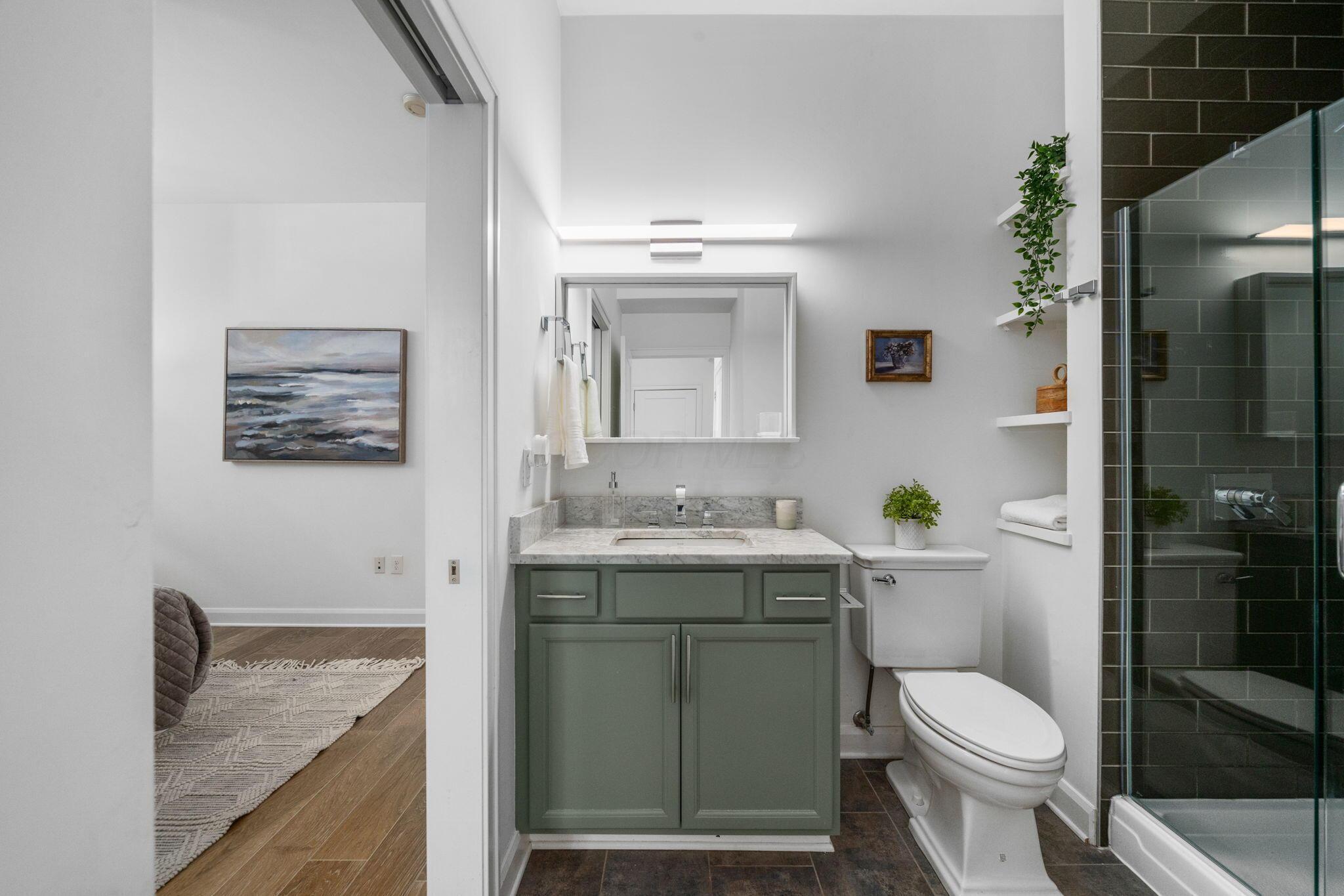 825 N 4th Street, 407