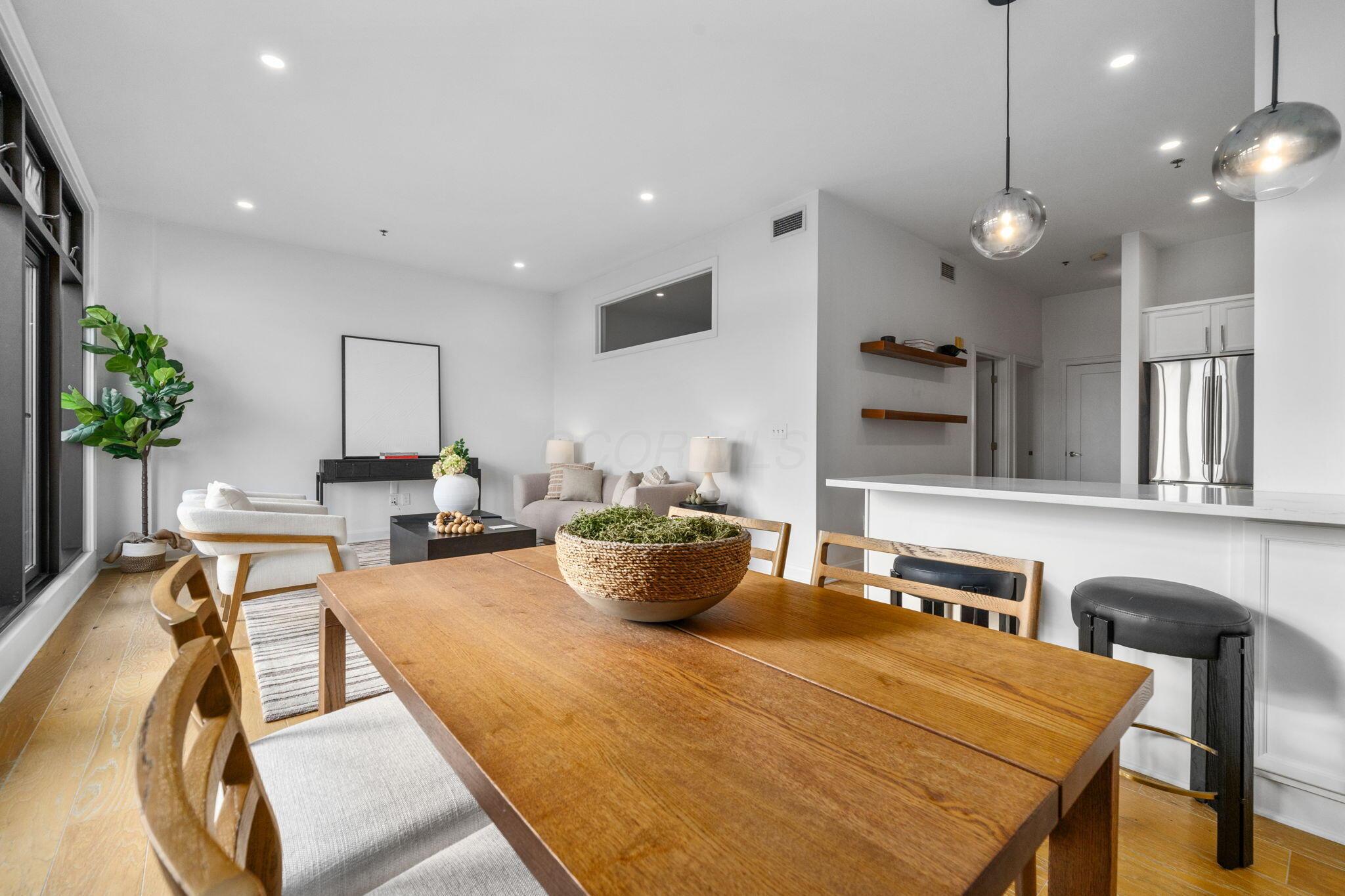 825 N 4th Street, 407