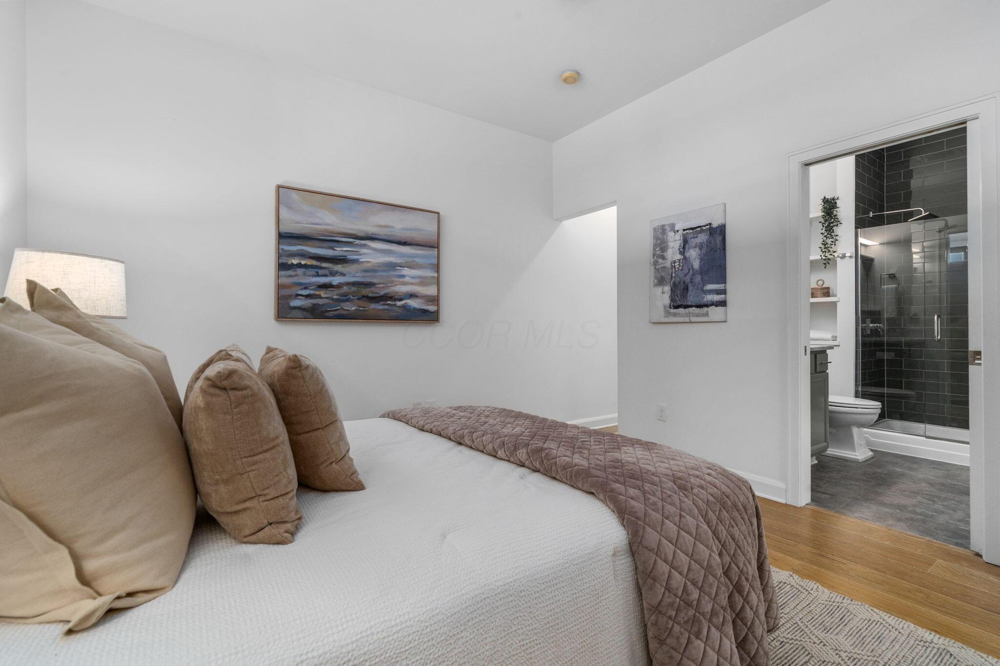 825 N 4th Street, 407