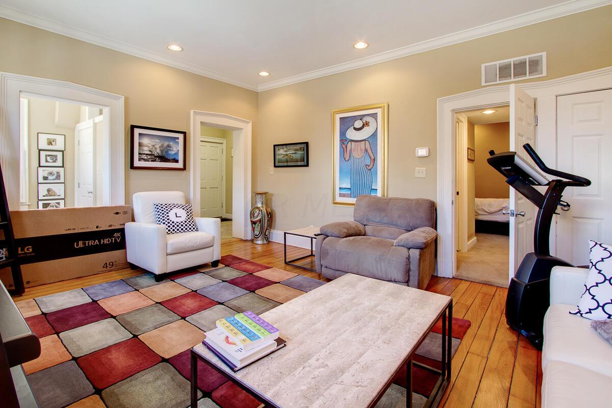 647 S 3rd Street, C