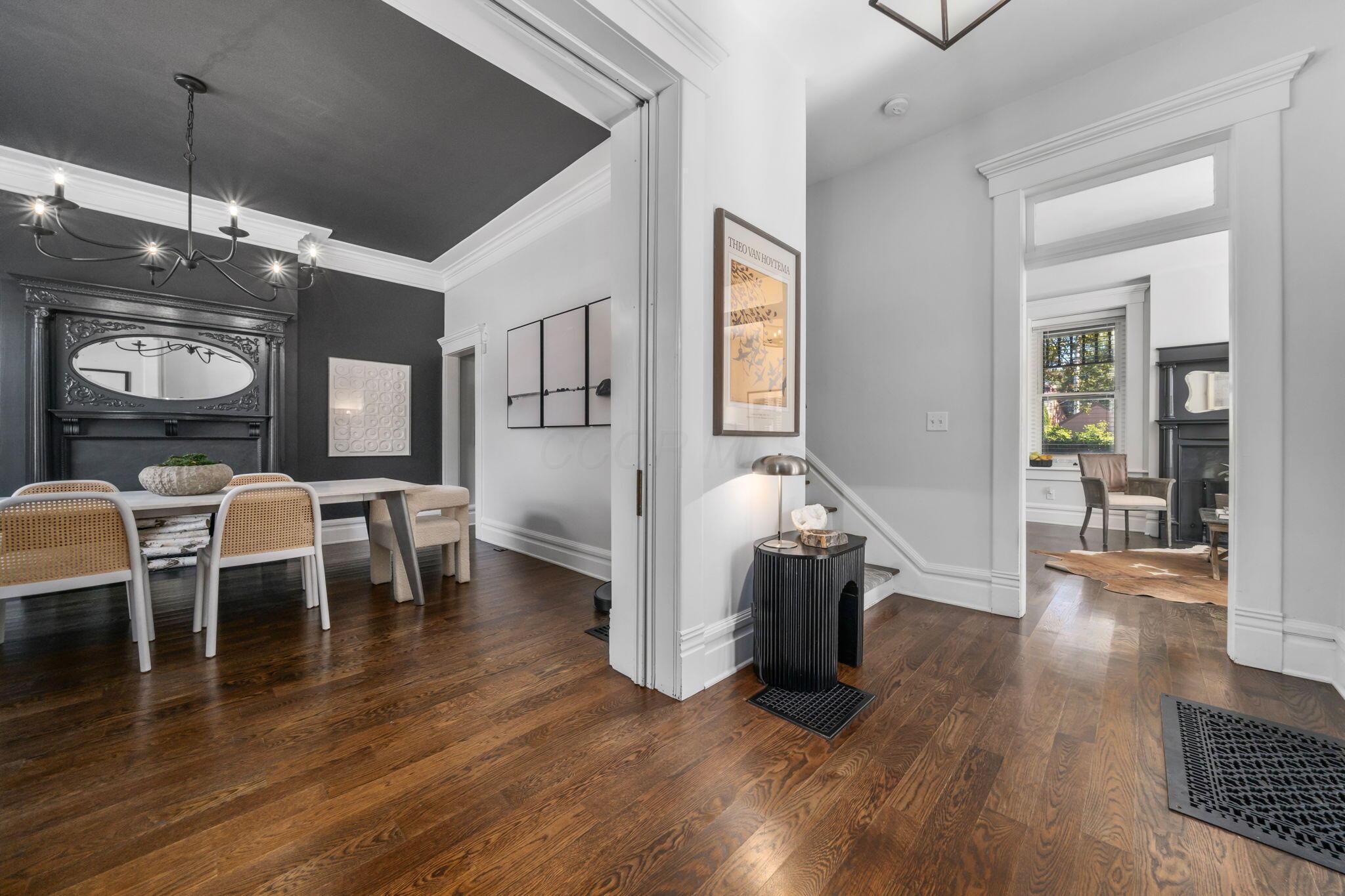 702 S 6th Street