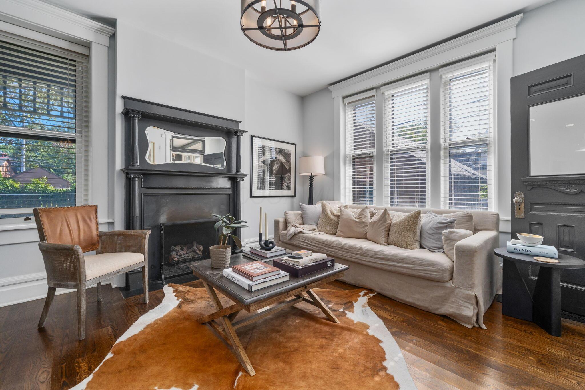 702 S 6th Street