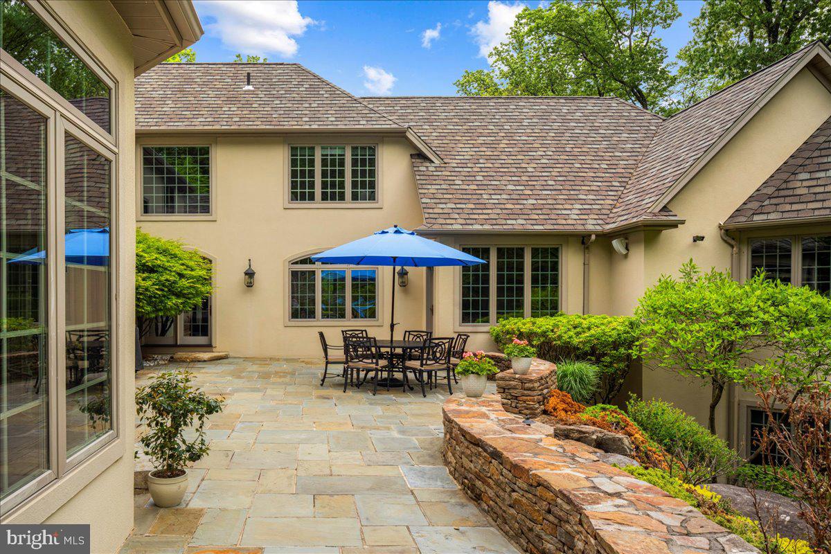 22 Great Hills Rd