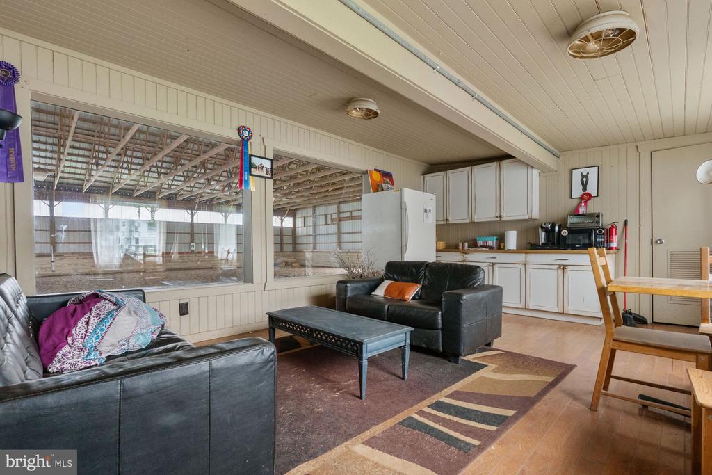 43 VAN SANT ROAD