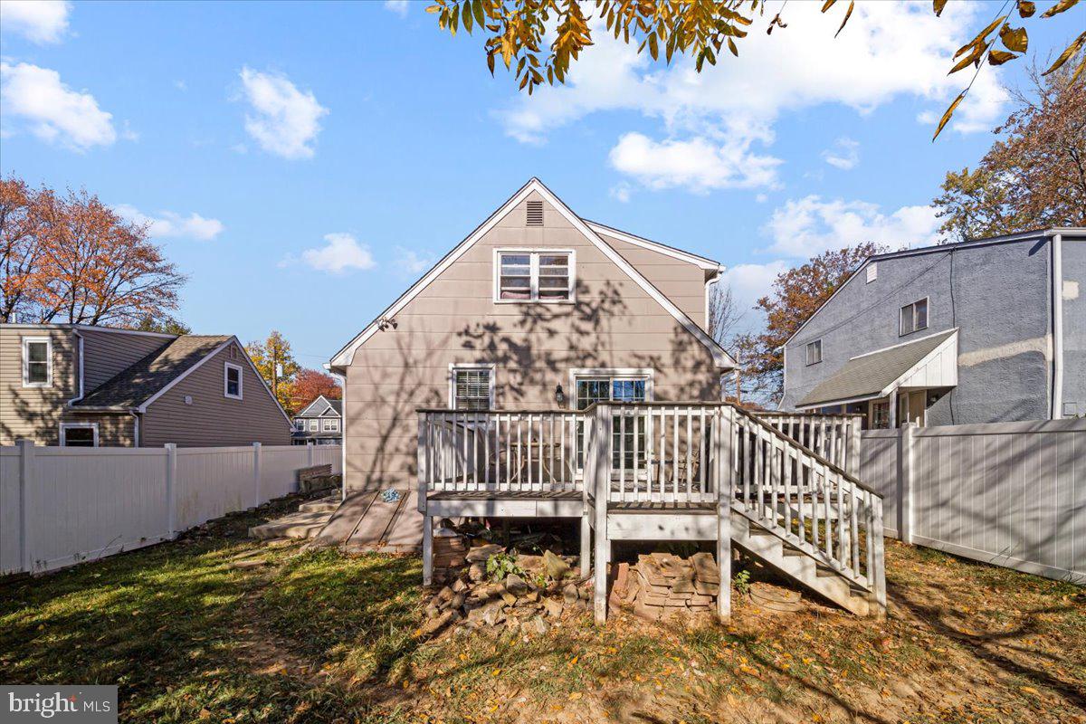 321 Olive Ave