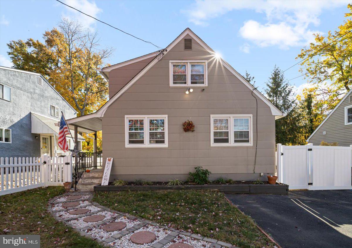 321 Olive Ave