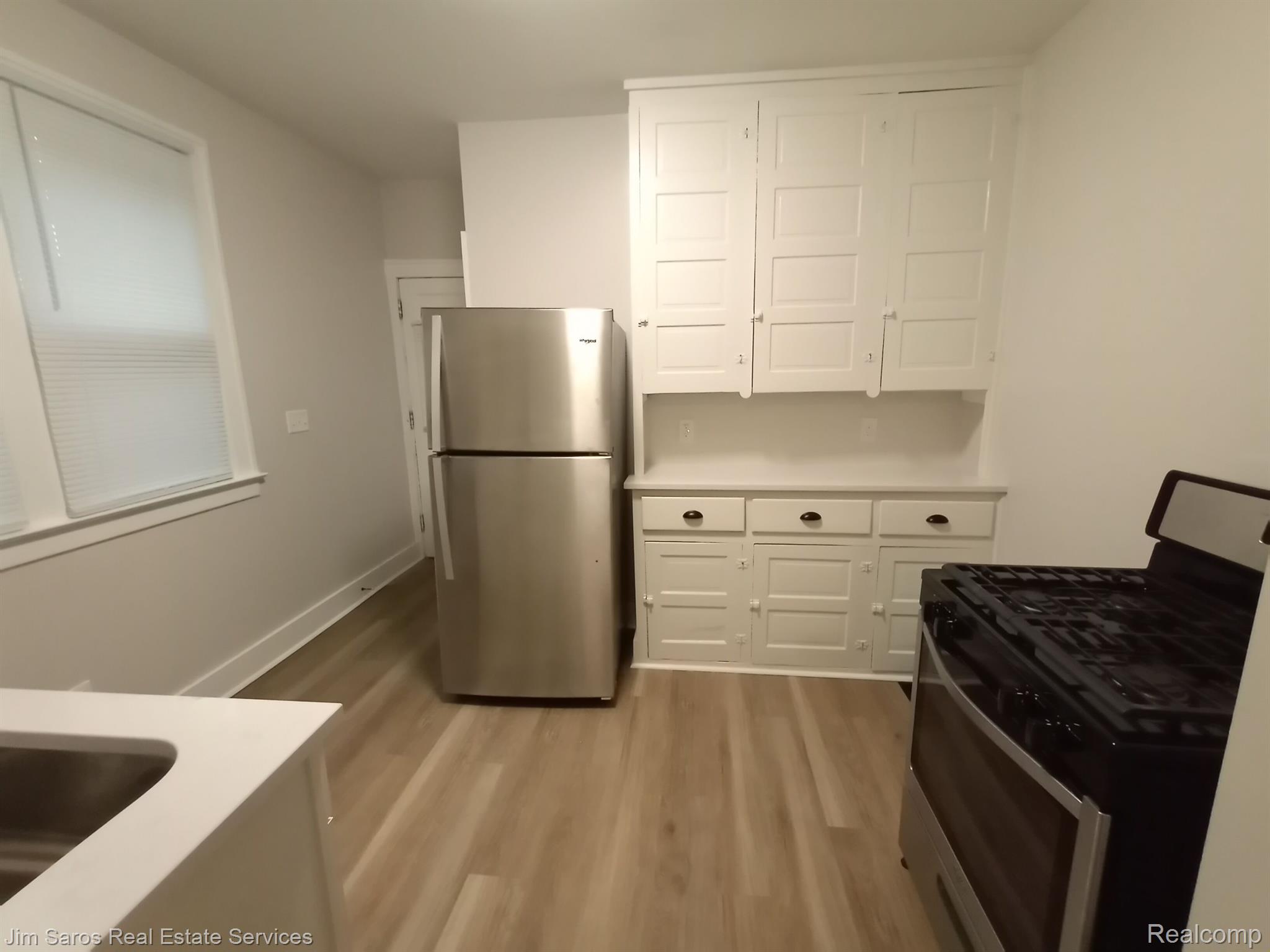 1055 Wayburn