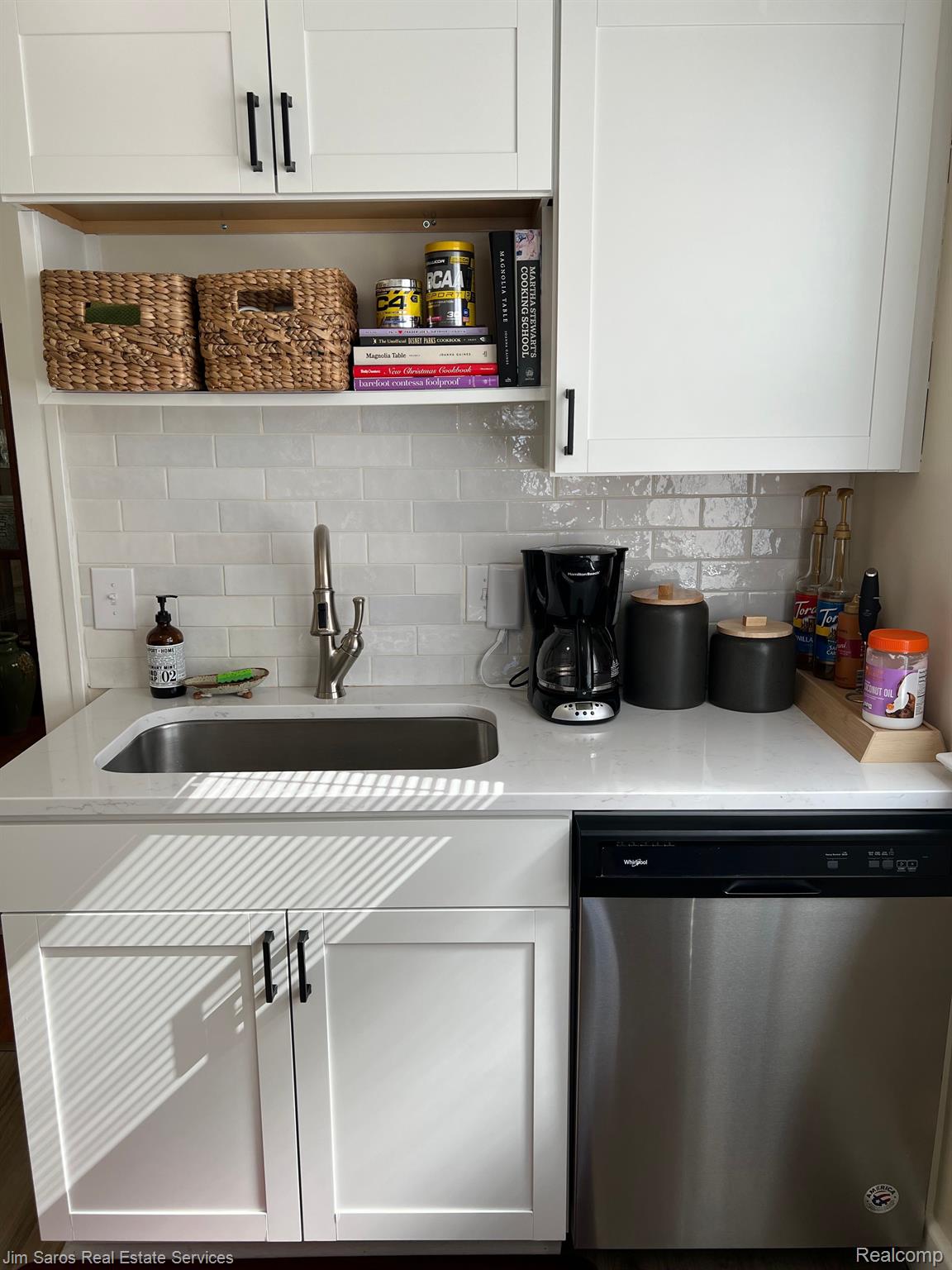 1055 Wayburn