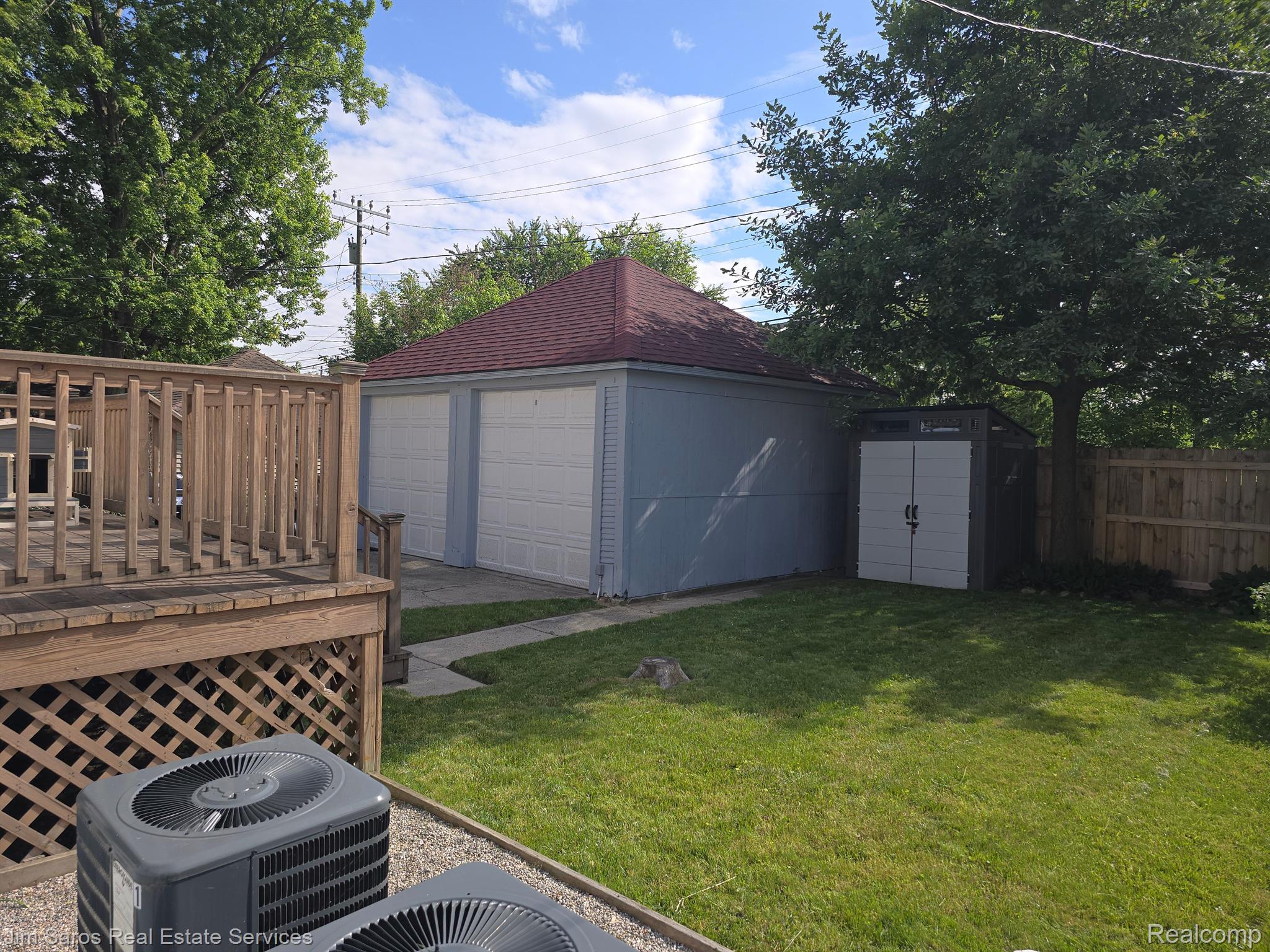 1055 Wayburn