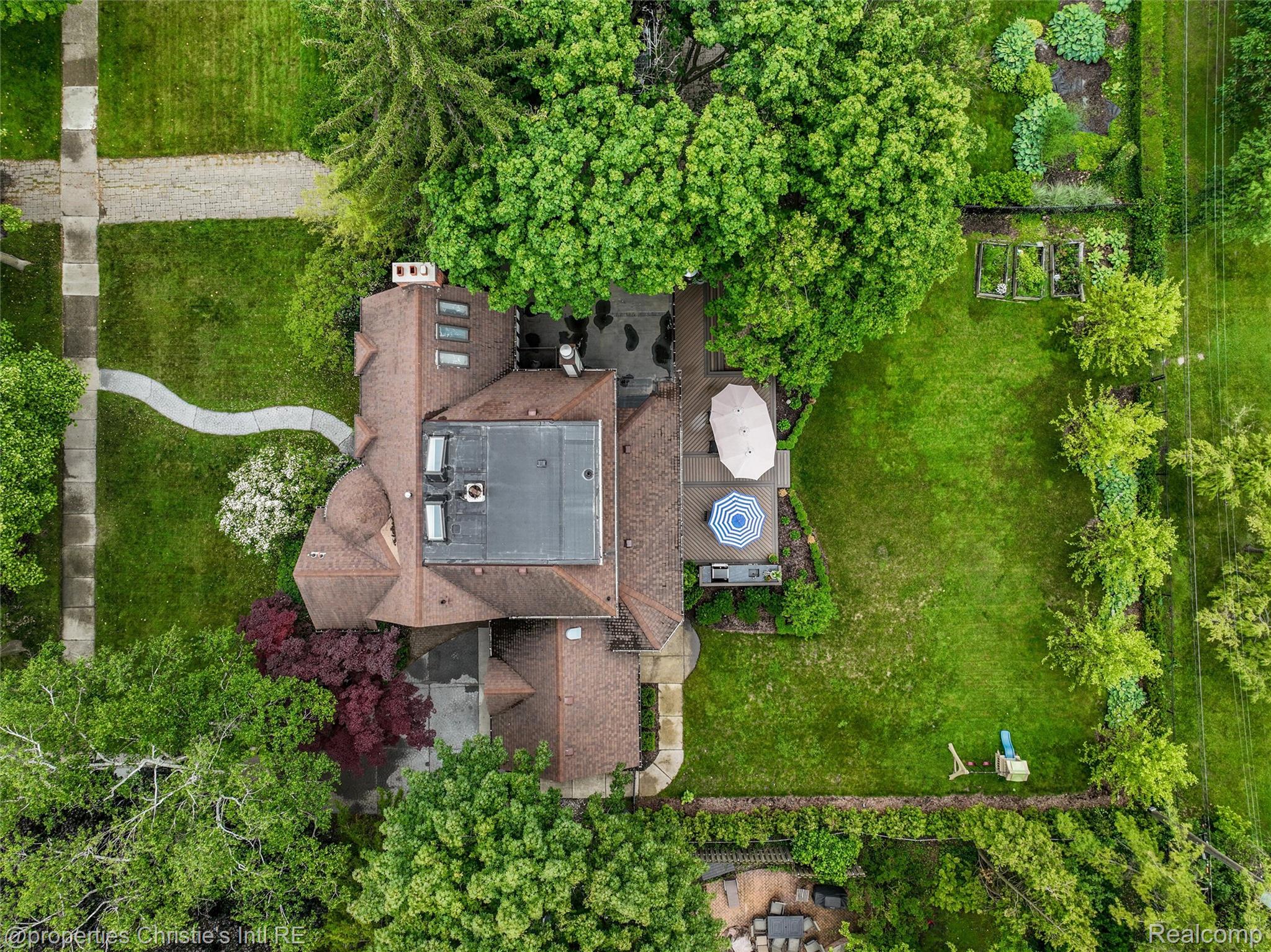 753 Grand Marais Street