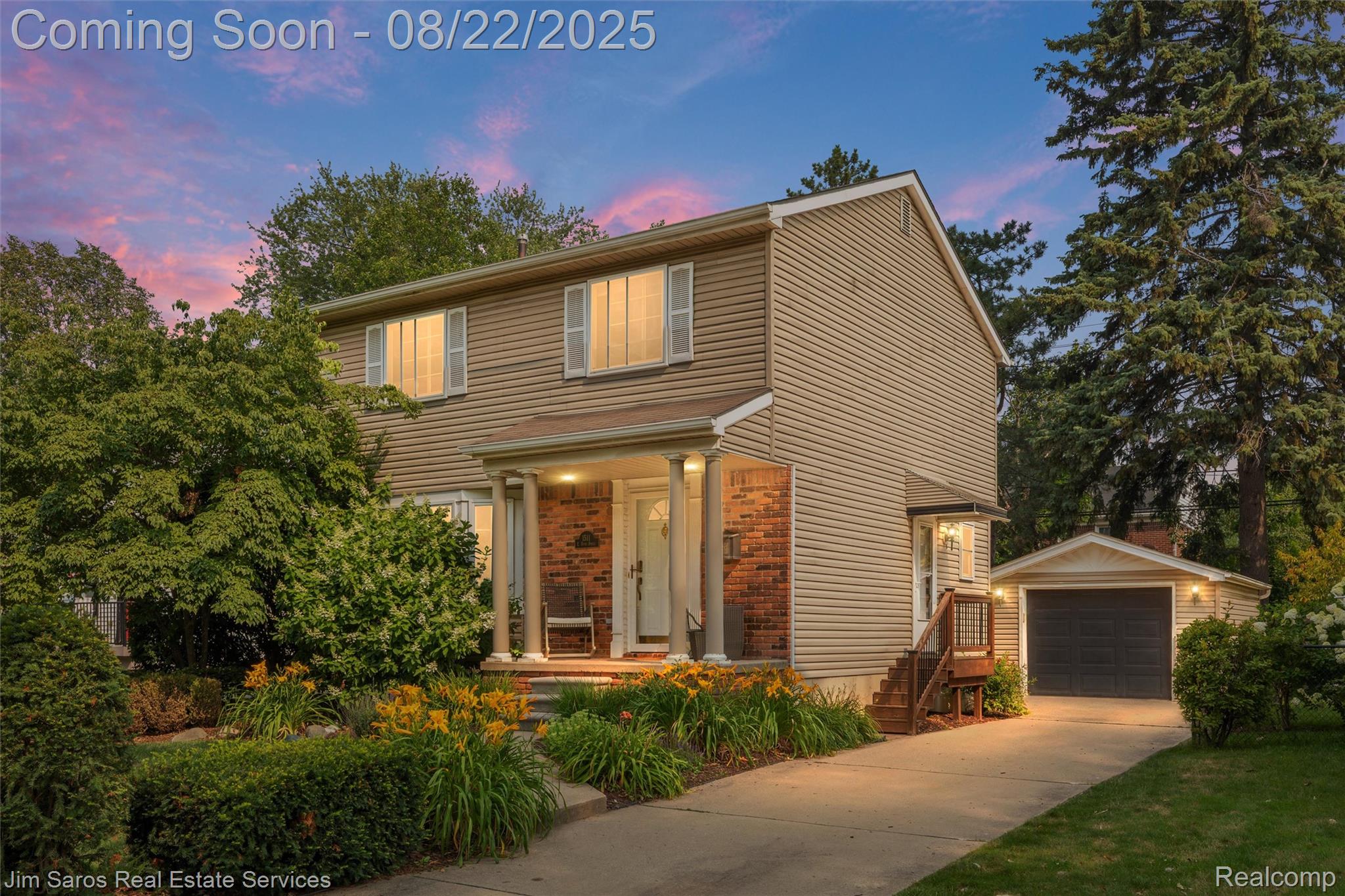 1511 E 5th Street