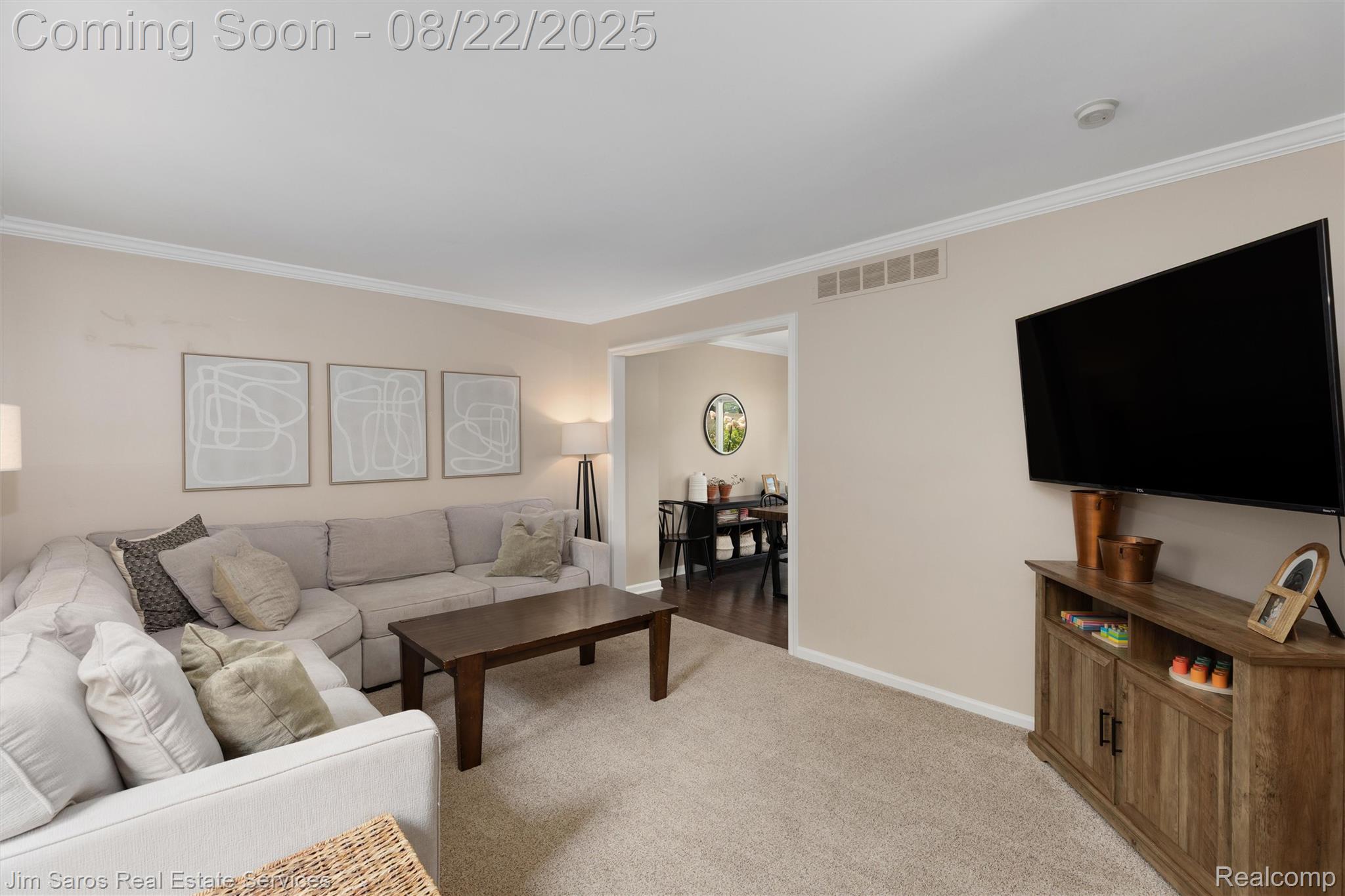 1511 E 5th Street