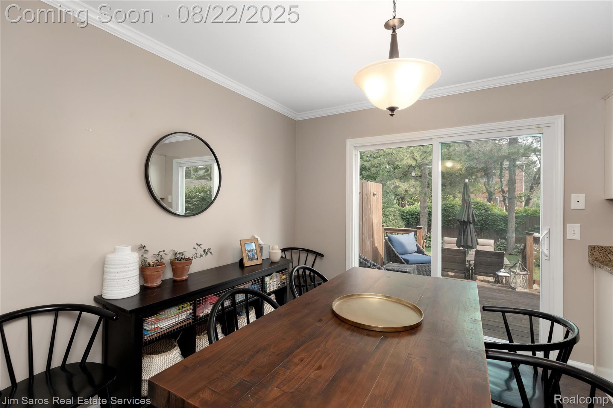 1511 E 5th Street