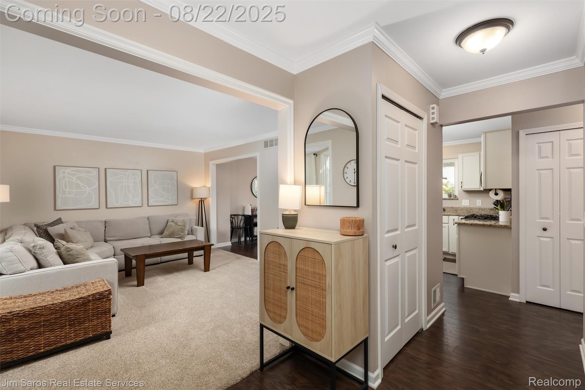 1511 E 5th Street