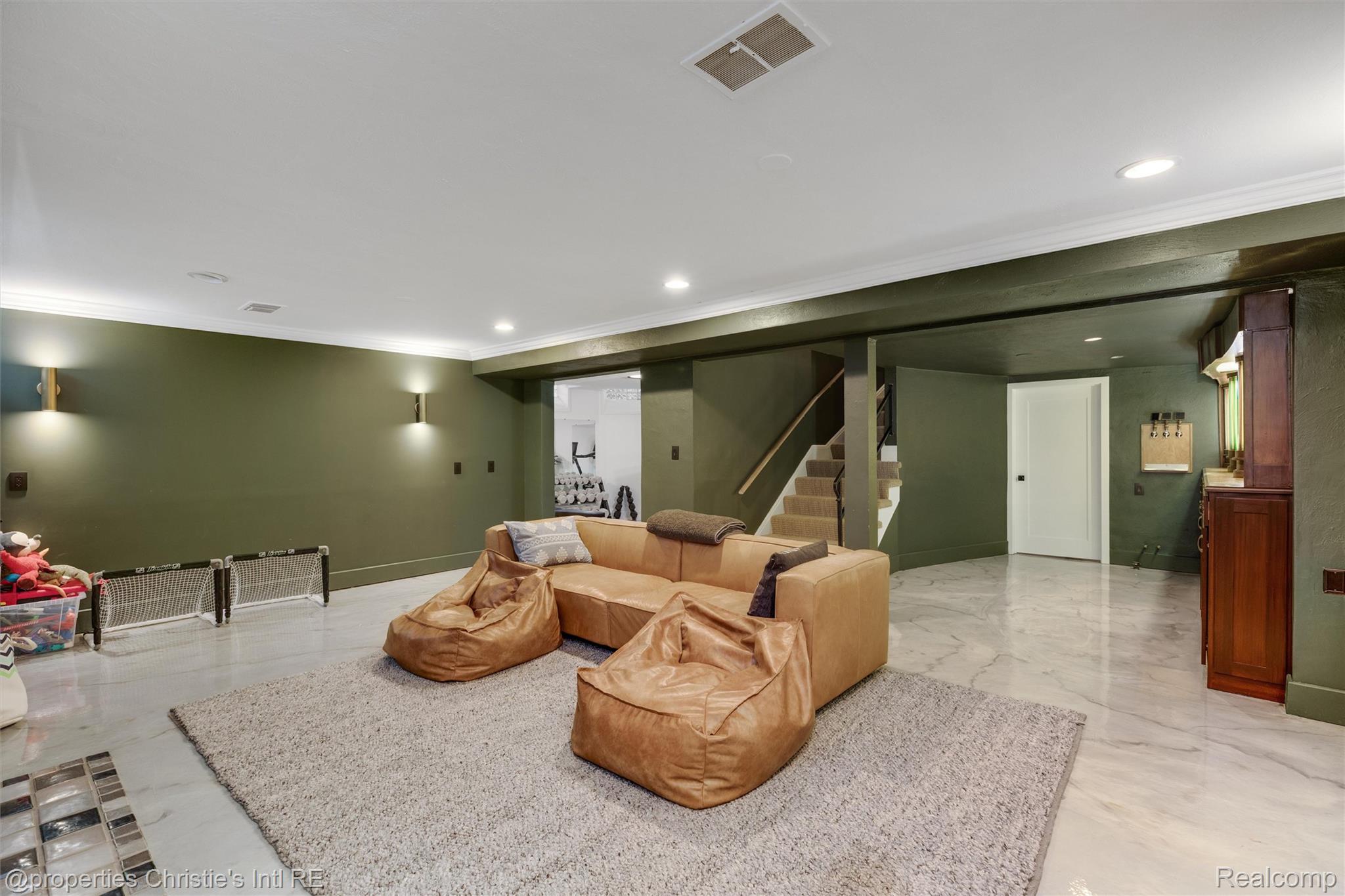 1059 Berkshire Road