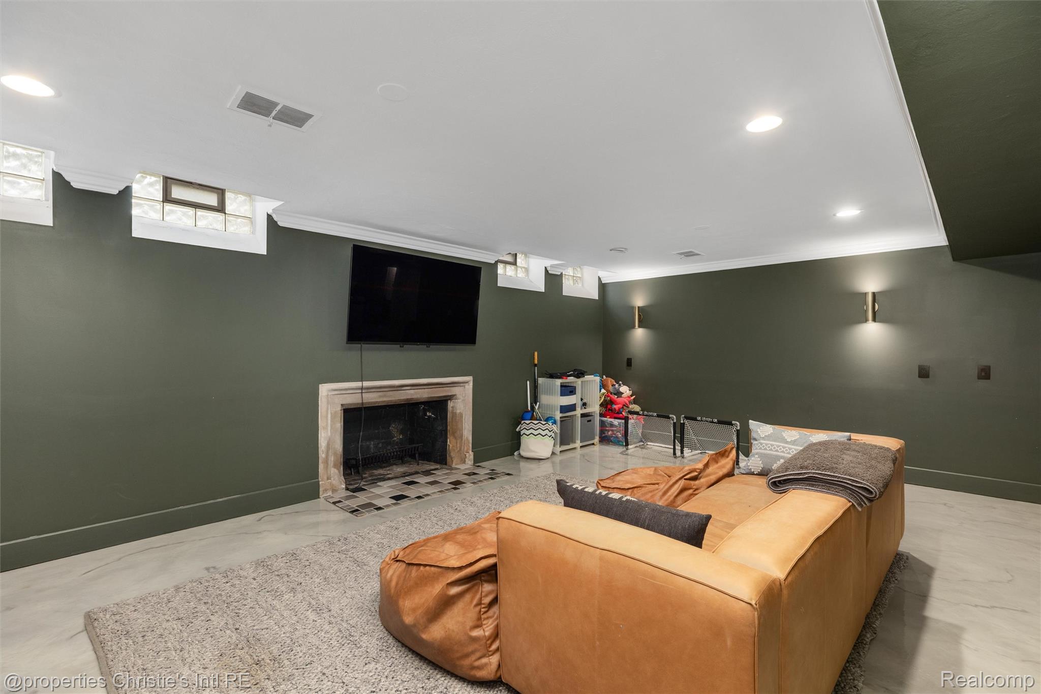1059 Berkshire Road