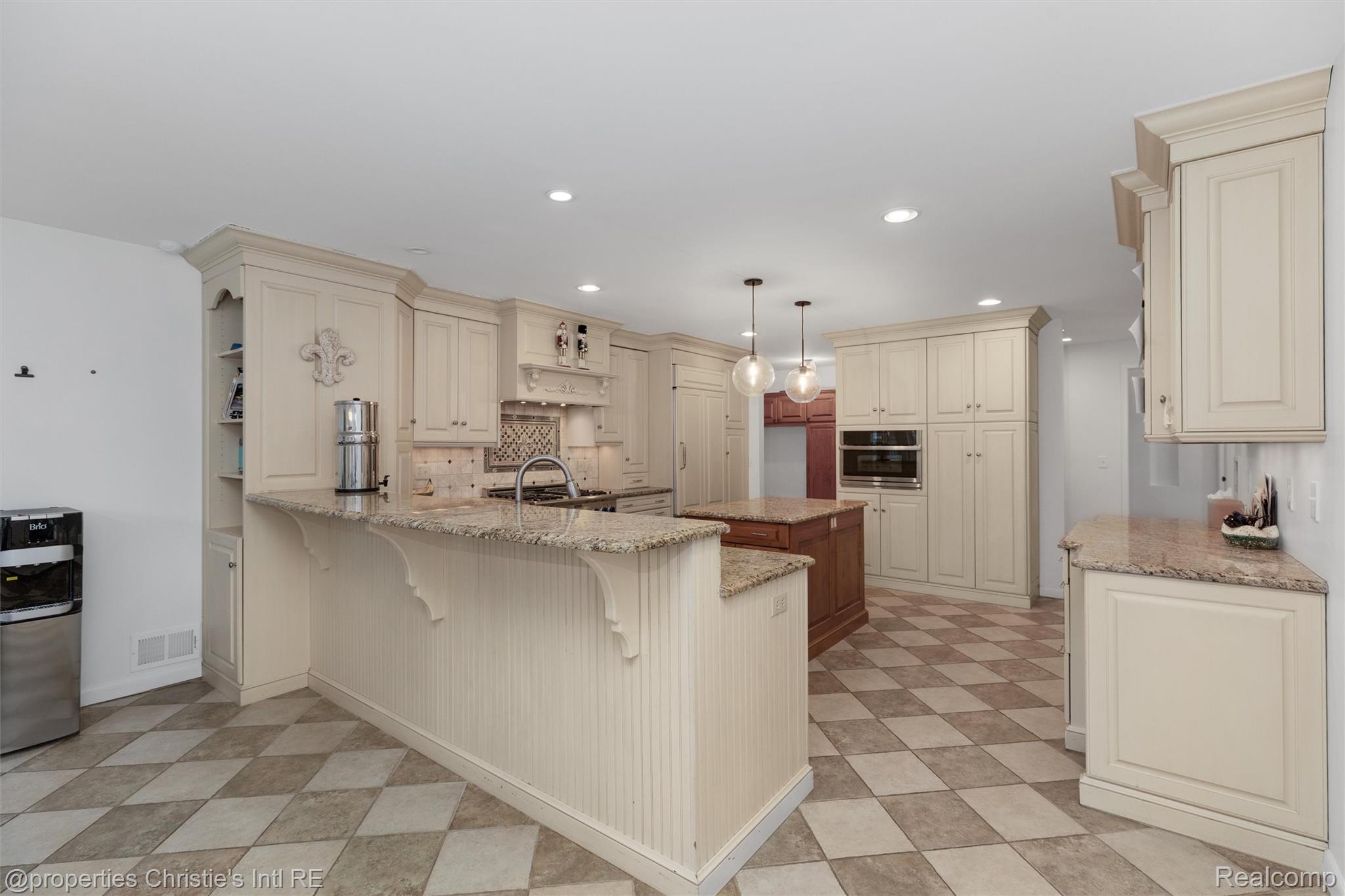1059 Berkshire Road