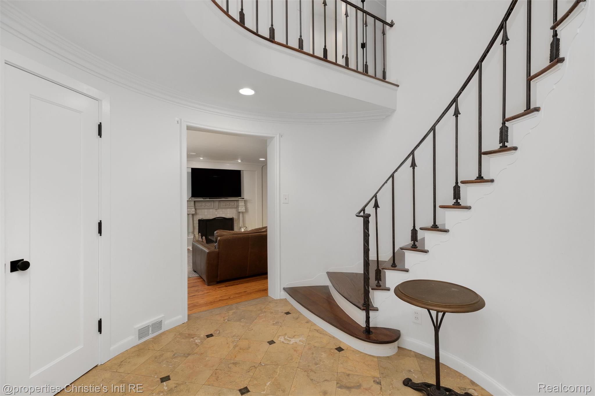 1059 Berkshire Road