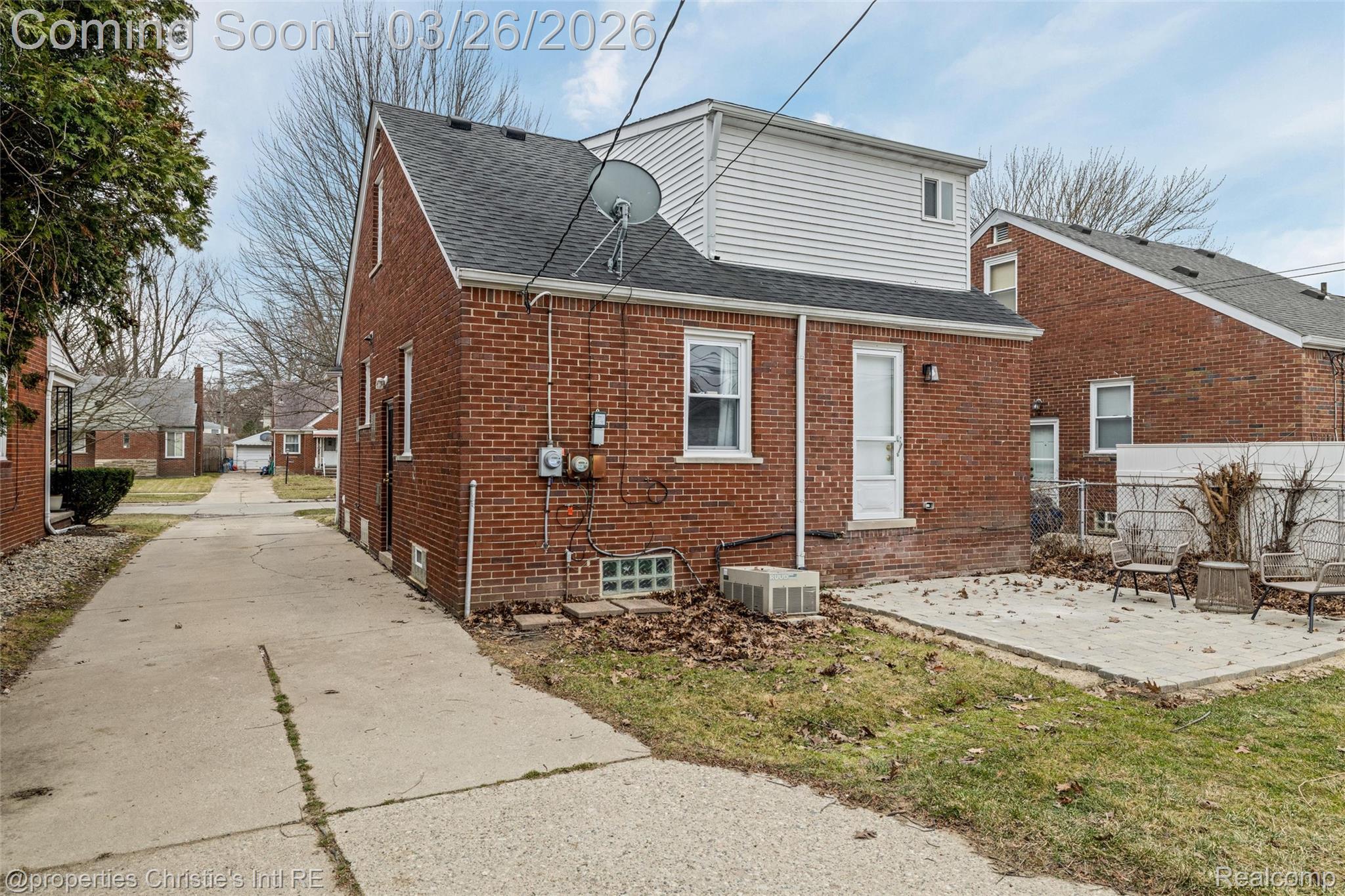 20631 Lochmoor Street
