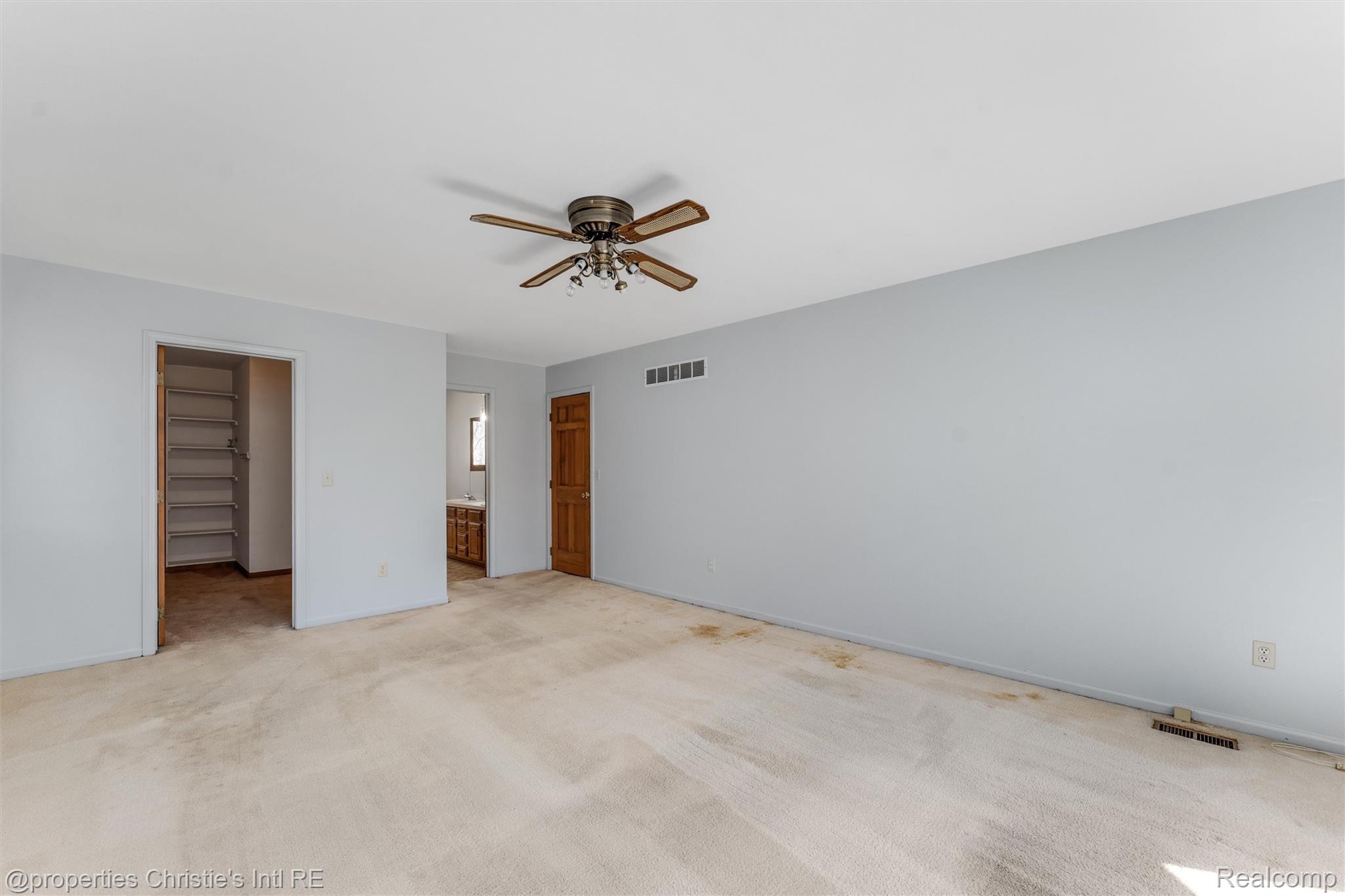 7514 Olde Sturbridge Trail