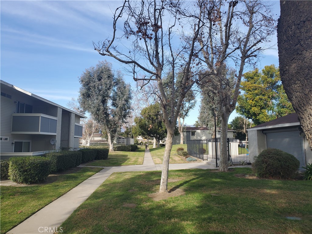 26200 Redlands Blvd 20