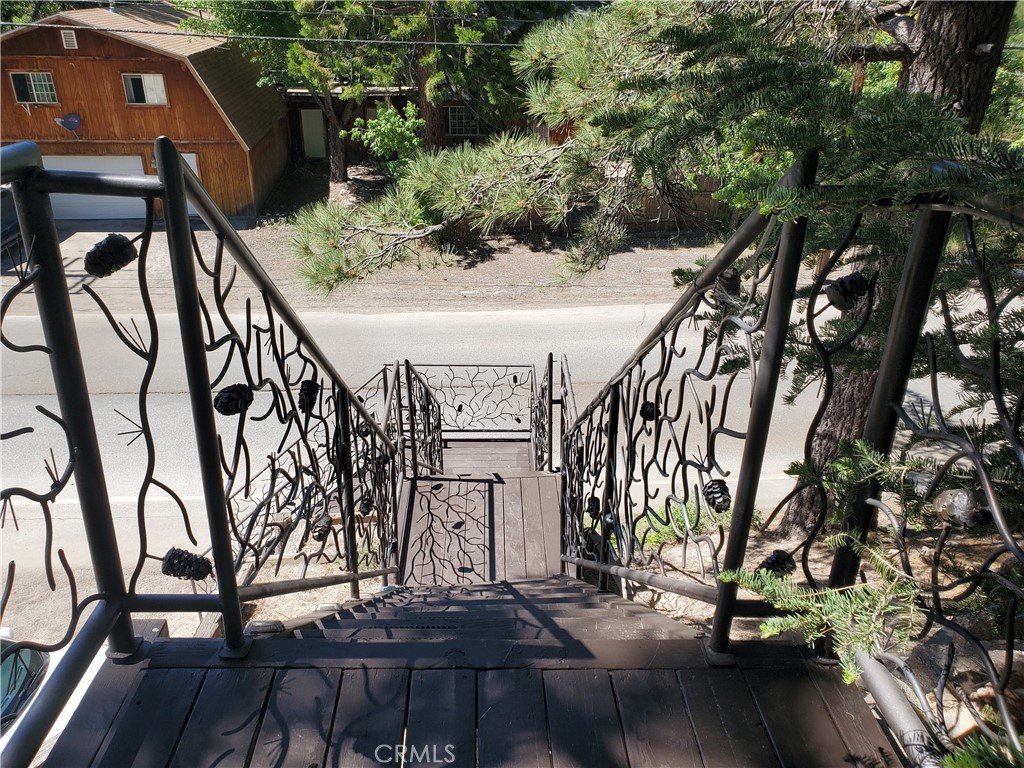 33429 Robin Drive