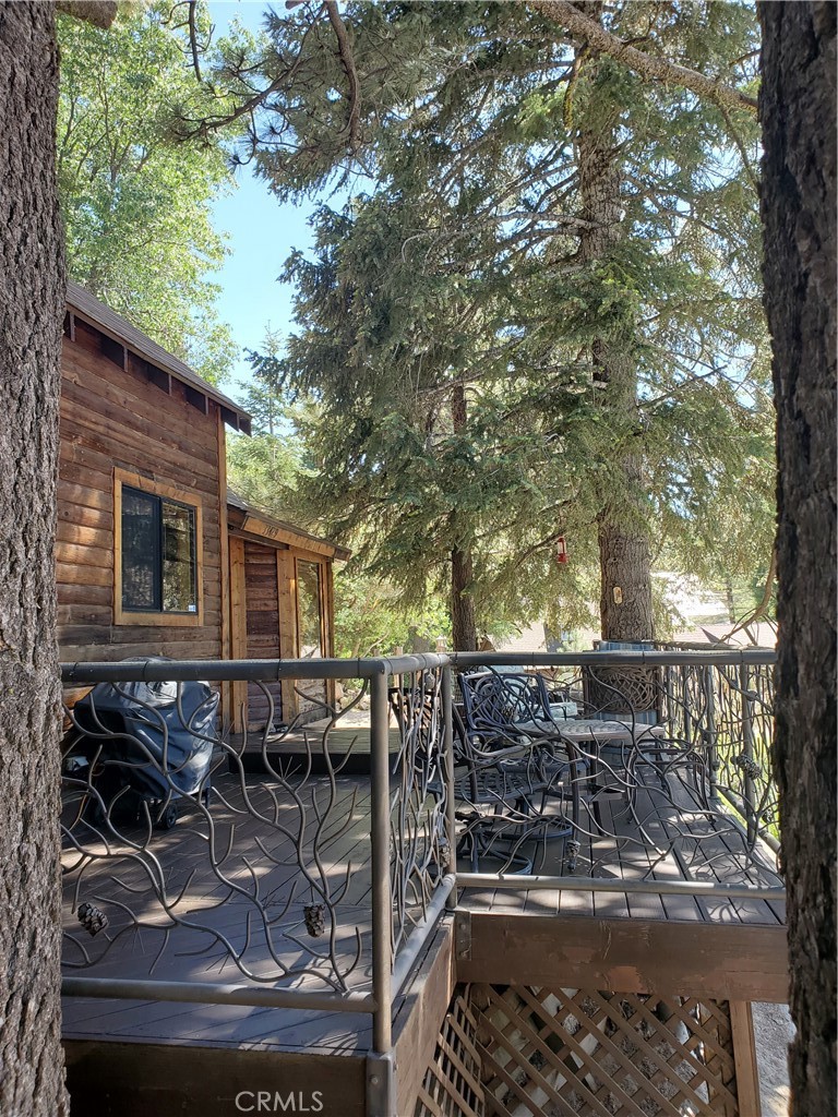33429 Robin Drive