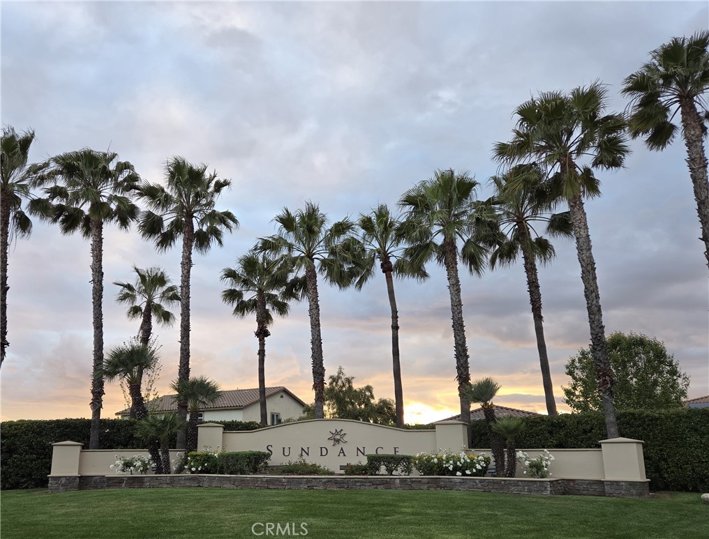 1140 N Shooting Star Drive