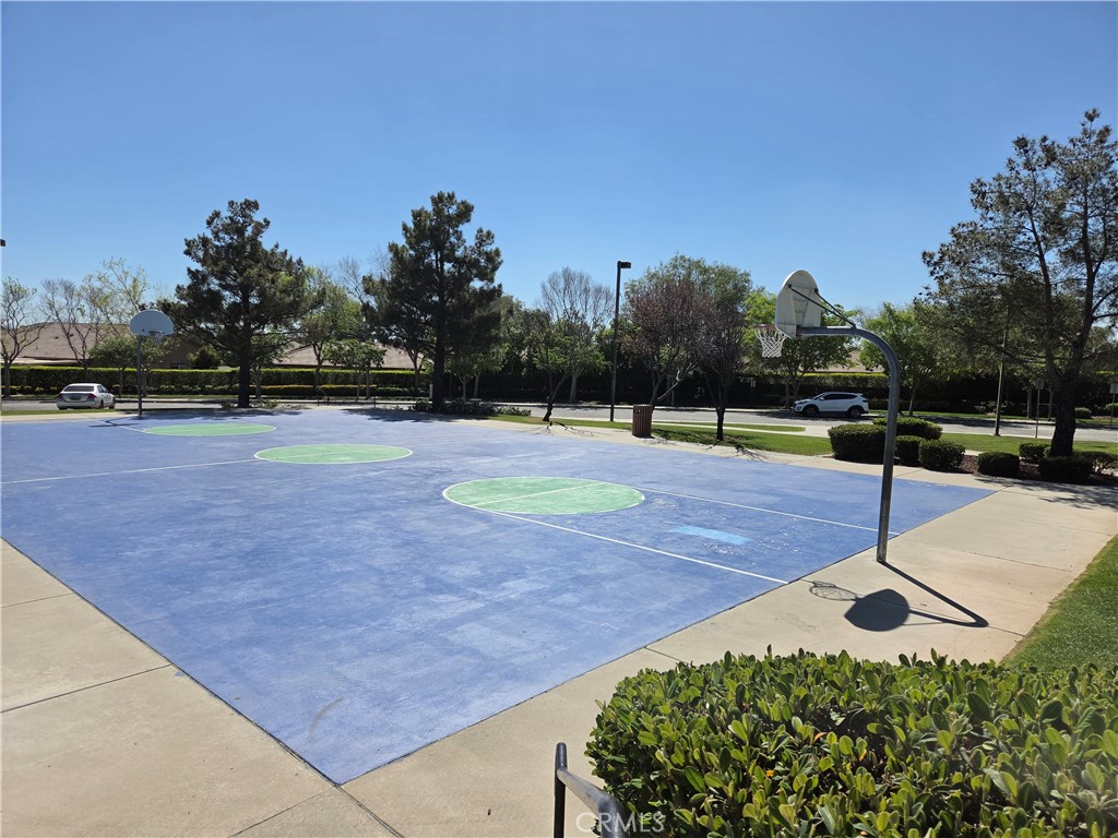 1140 N Shooting Star Drive