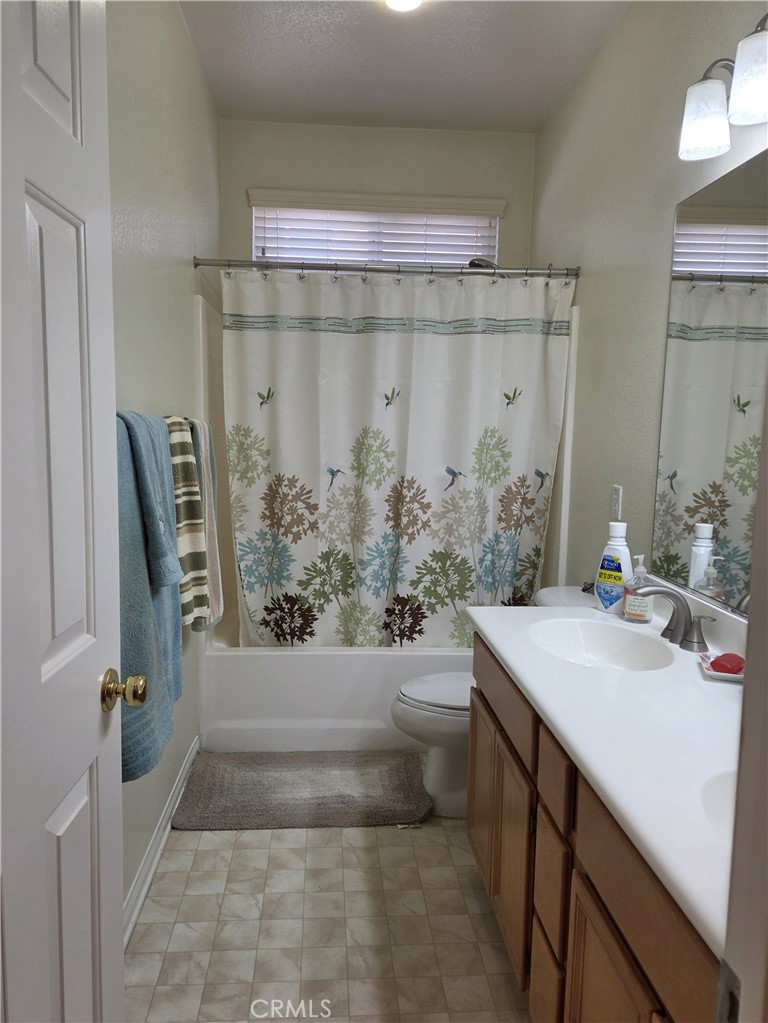 1140 N Shooting Star Drive