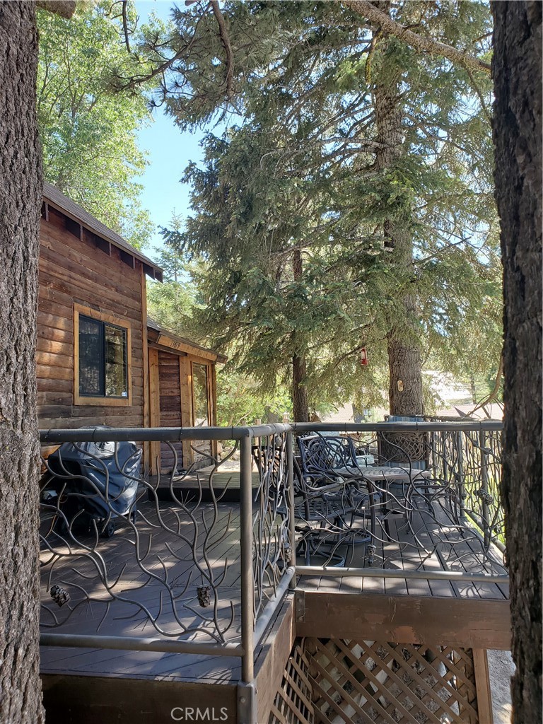 33429 Robin Drive