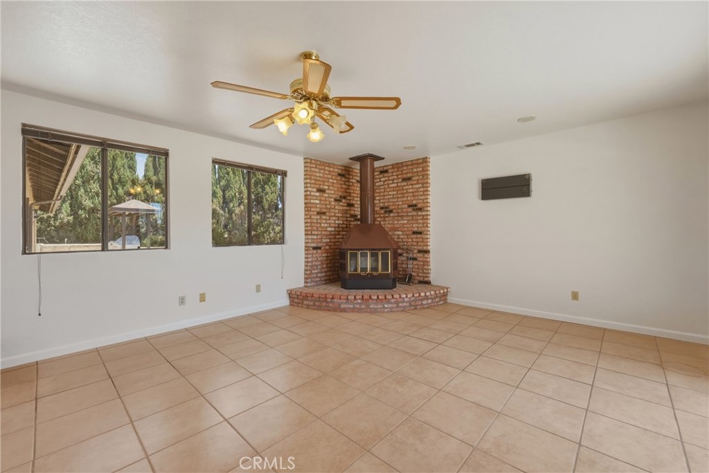 8956 Oak Creek Rd