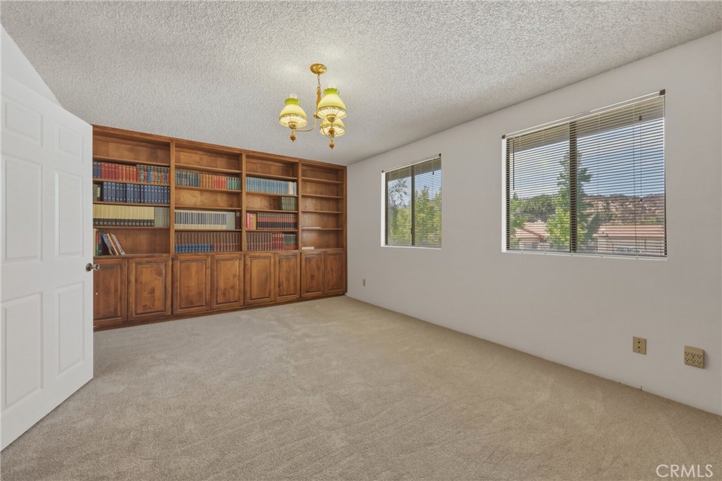 8956 Oak Creek Rd