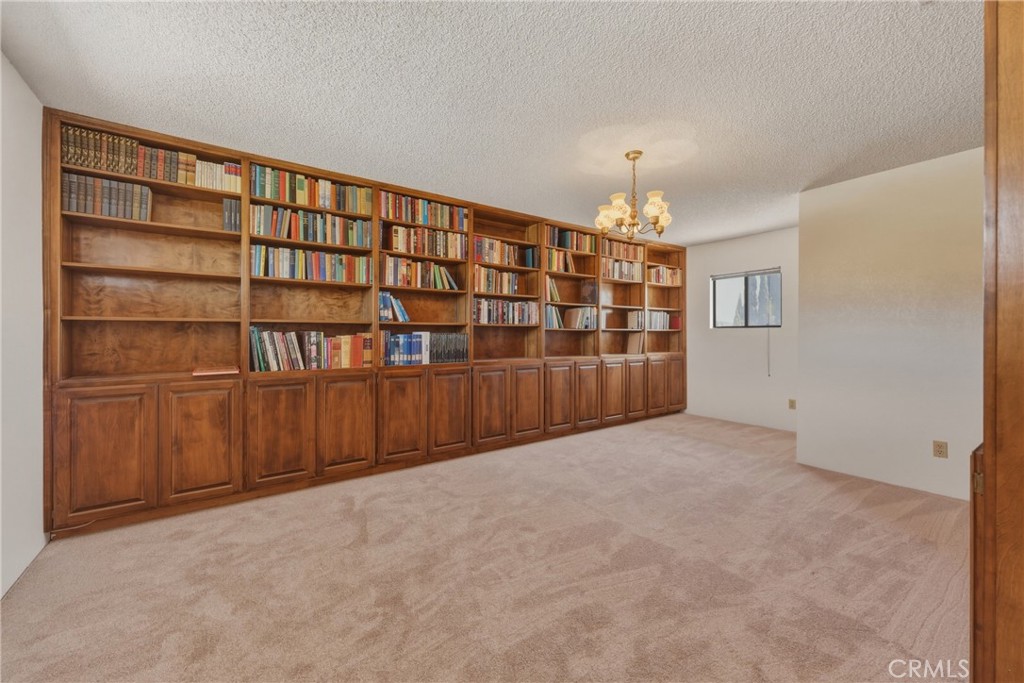 8956 Oak Creek Rd