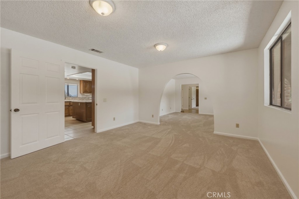 8956 Oak Creek Rd