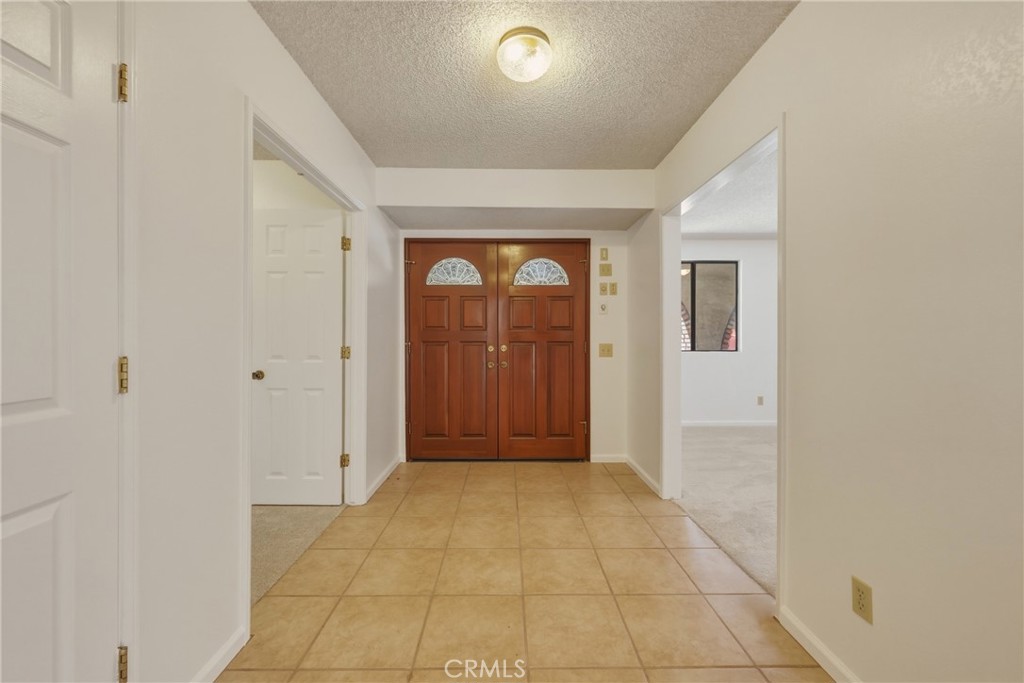 8956 Oak Creek Rd