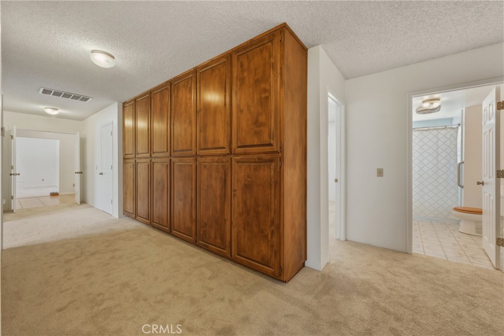 8956 Oak Creek Rd
