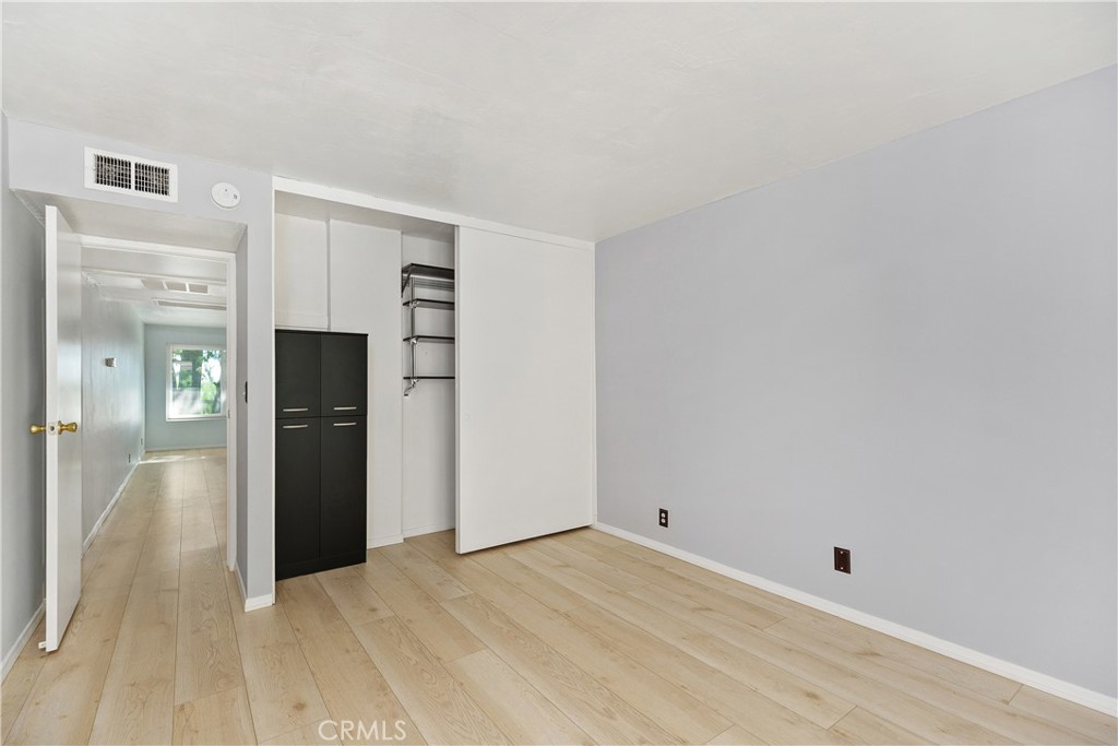 64291 Spyglass Avenue 8