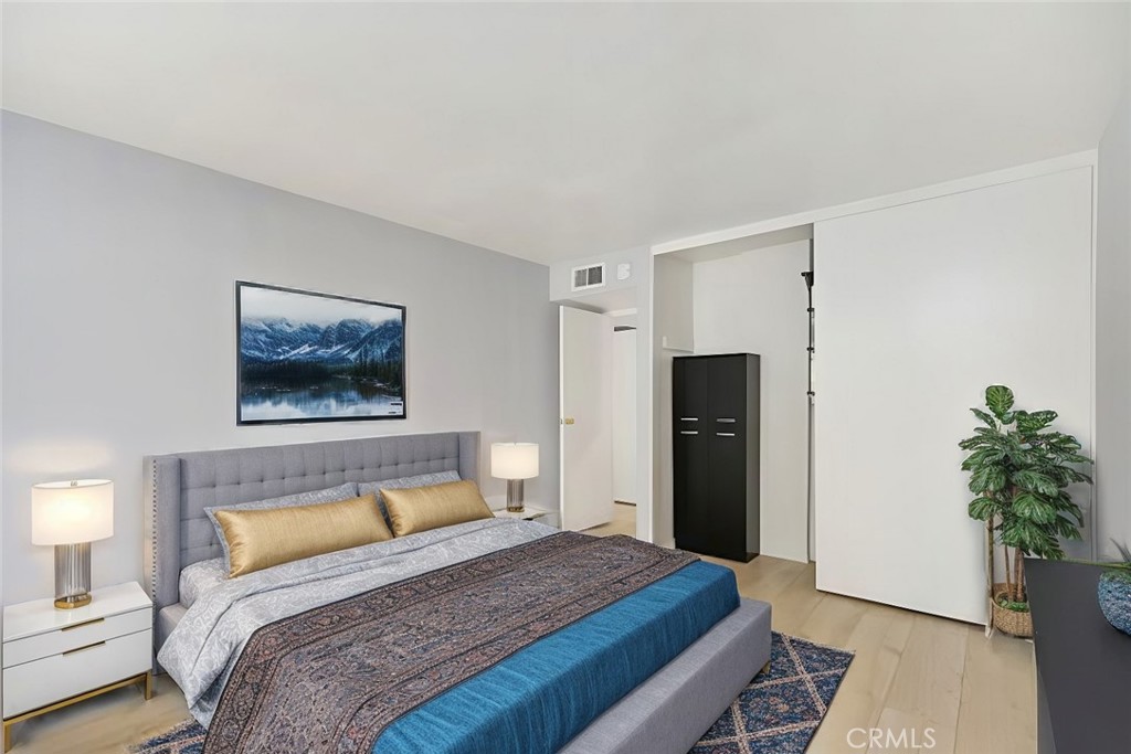 64291 Spyglass Avenue 8