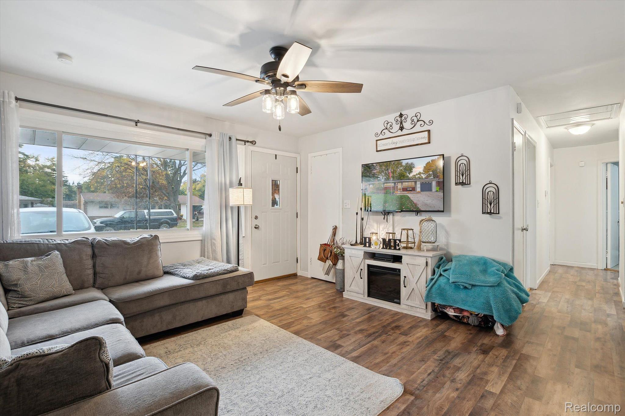 29705 MAGNOLIA Drive