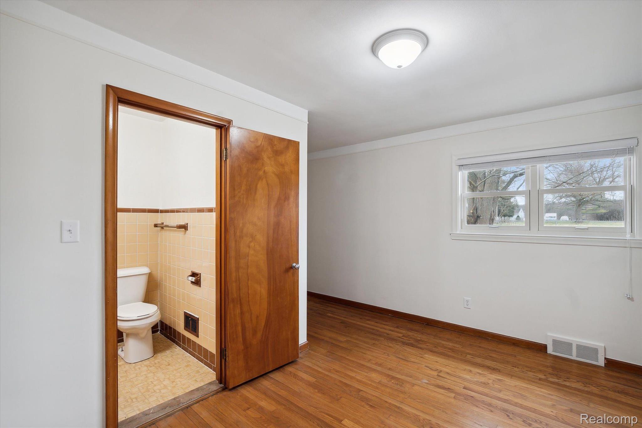 27627 W HURON RIVER Drive