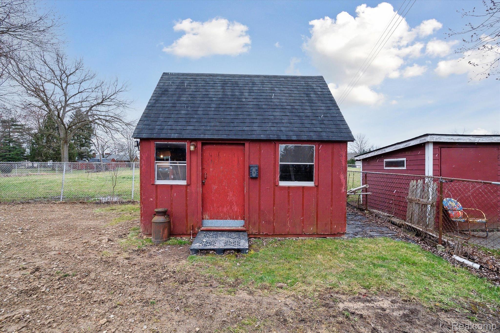 27627 W HURON RIVER Drive
