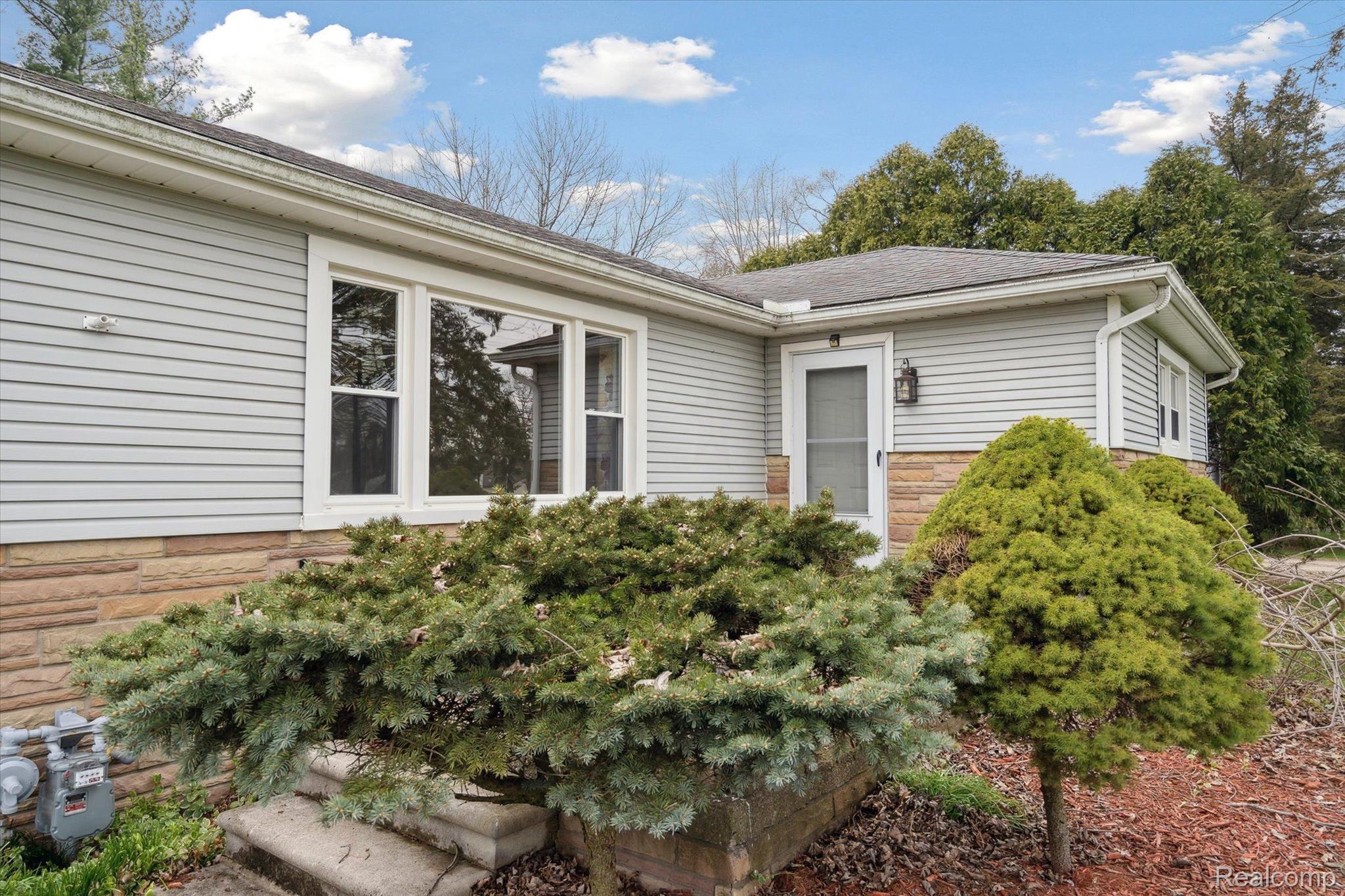 13955 GRAFTON Road