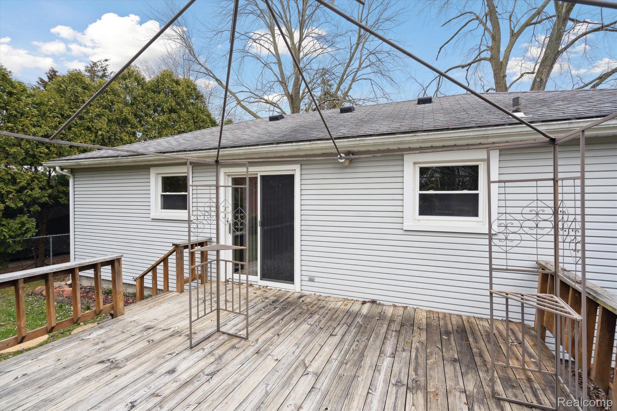 13955 GRAFTON Road