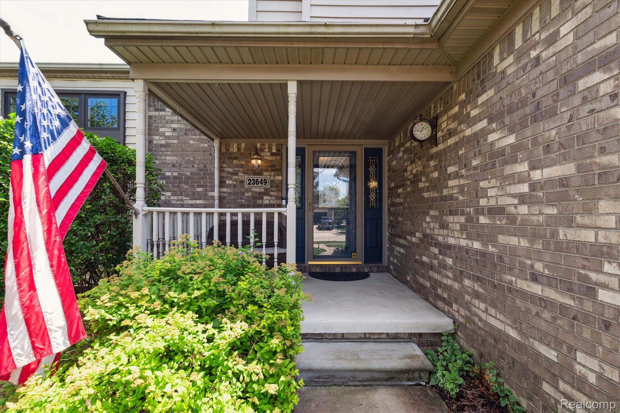 23649 LEIGHWOOD Drive