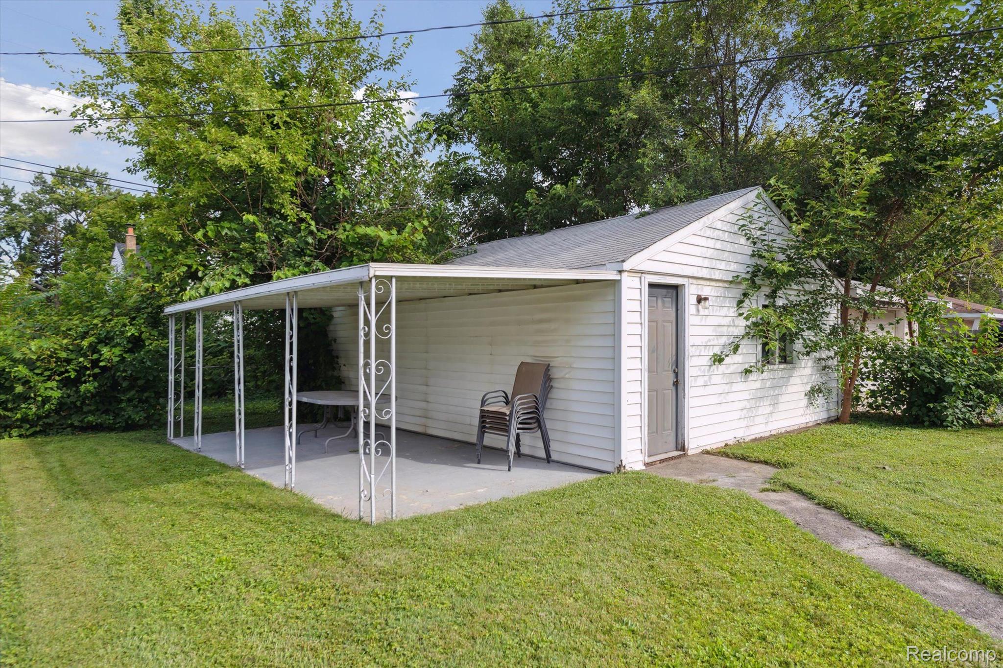 1342 PINGREE Avenue
